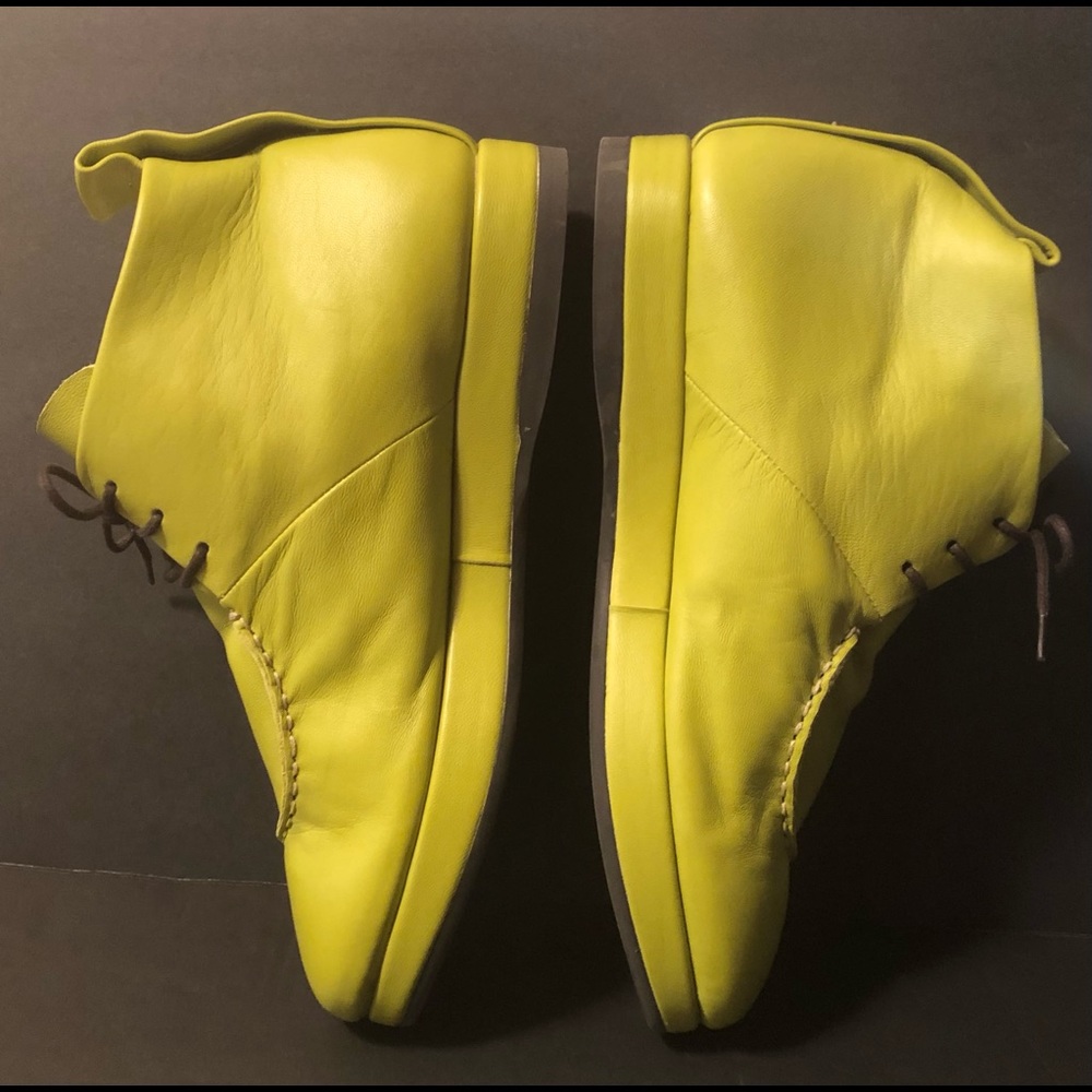 ATTENTION ! PRICE REDUCED
NOW $55.   Fausto Santini Lime green ankle boot/shoe